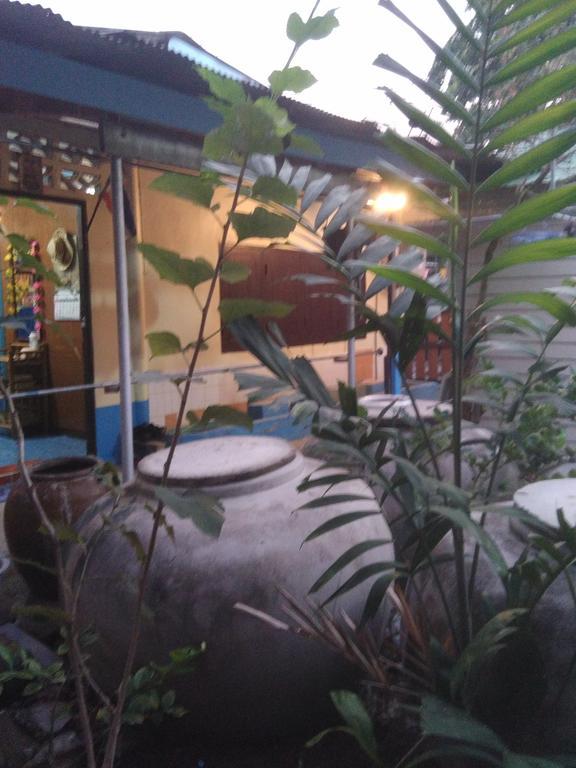 Patchaya Guesthouse Amphawa Eksteriør bilde