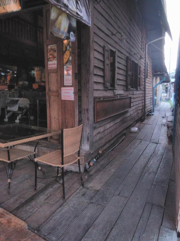 Patchaya Guesthouse Amphawa Eksteriør bilde